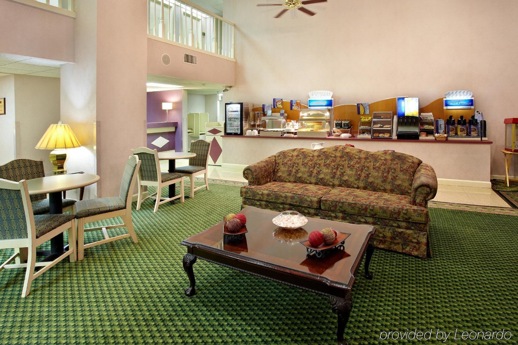 Comfort Inn Pearl-Jackson Ресторан фото