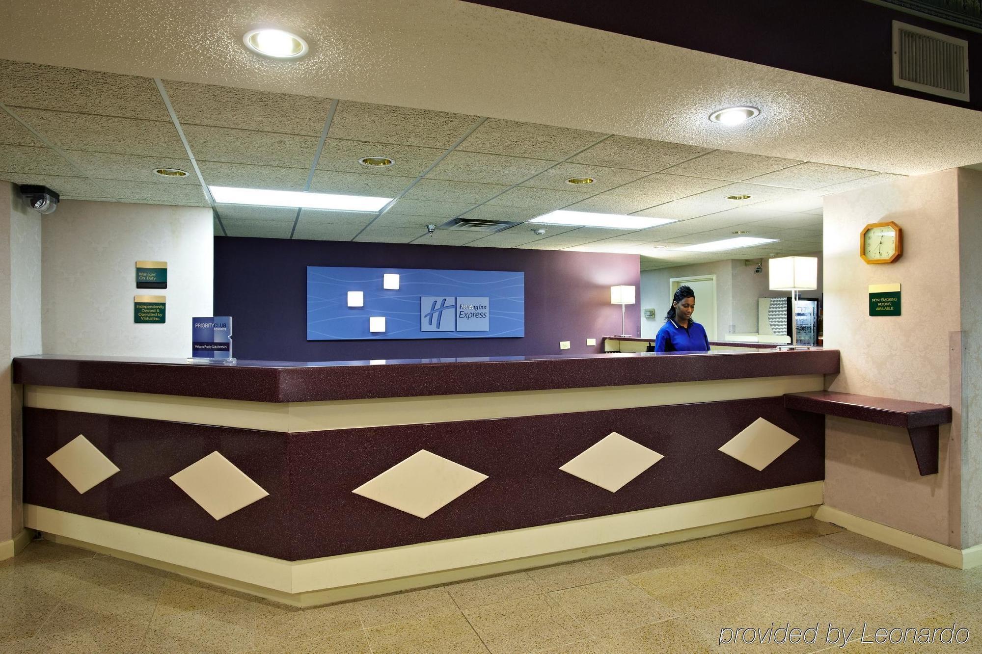 Comfort Inn Pearl-Jackson Интерьер фото